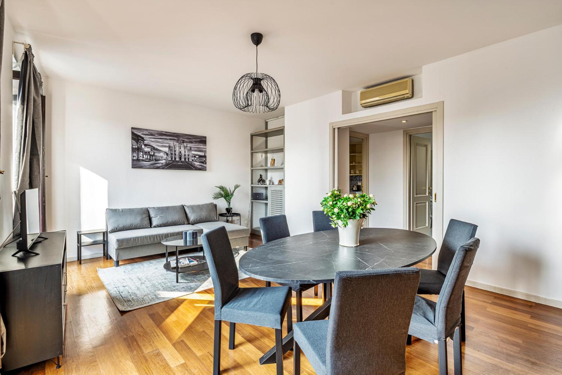 Elegant 2 Bedrooms Apartments Near Duomo Milano Exteriör bild