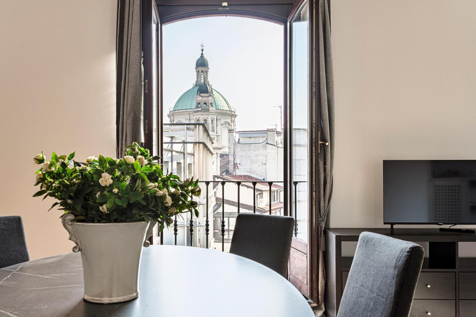 Elegant 2 Bedrooms Apartments Near Duomo Milano Exteriör bild