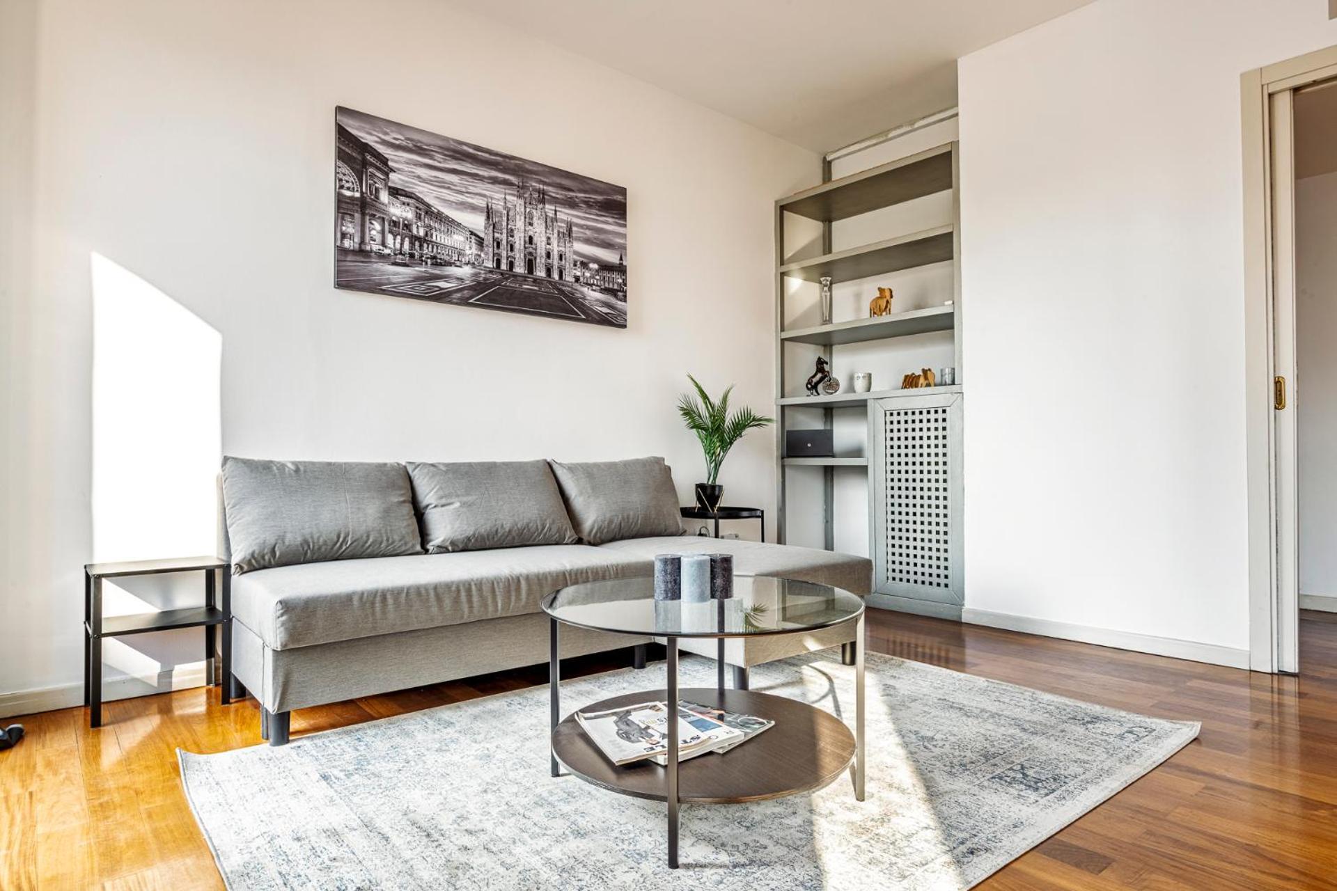 Elegant 2 Bedrooms Apartments Near Duomo Milano Exteriör bild