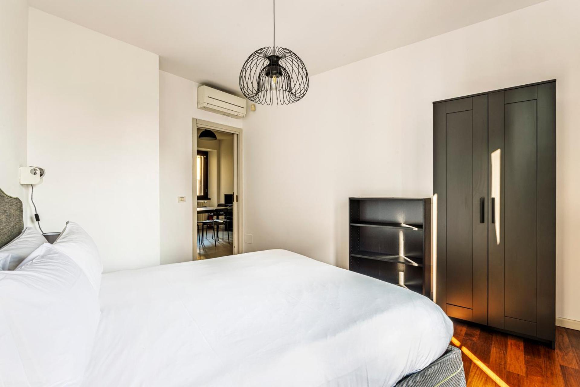 Elegant 2 Bedrooms Apartments Near Duomo Milano Exteriör bild