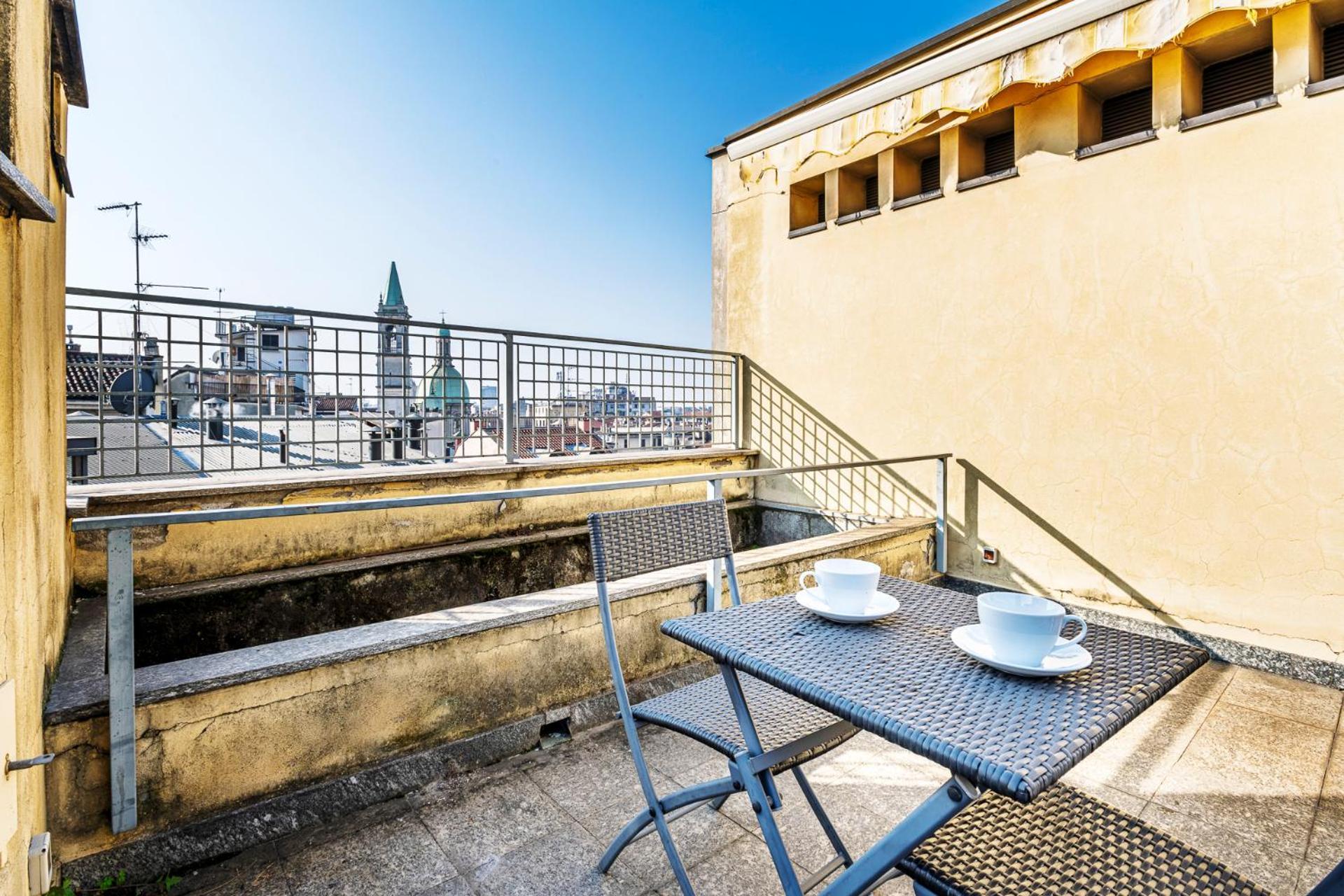 Elegant 2 Bedrooms Apartments Near Duomo Milano Exteriör bild