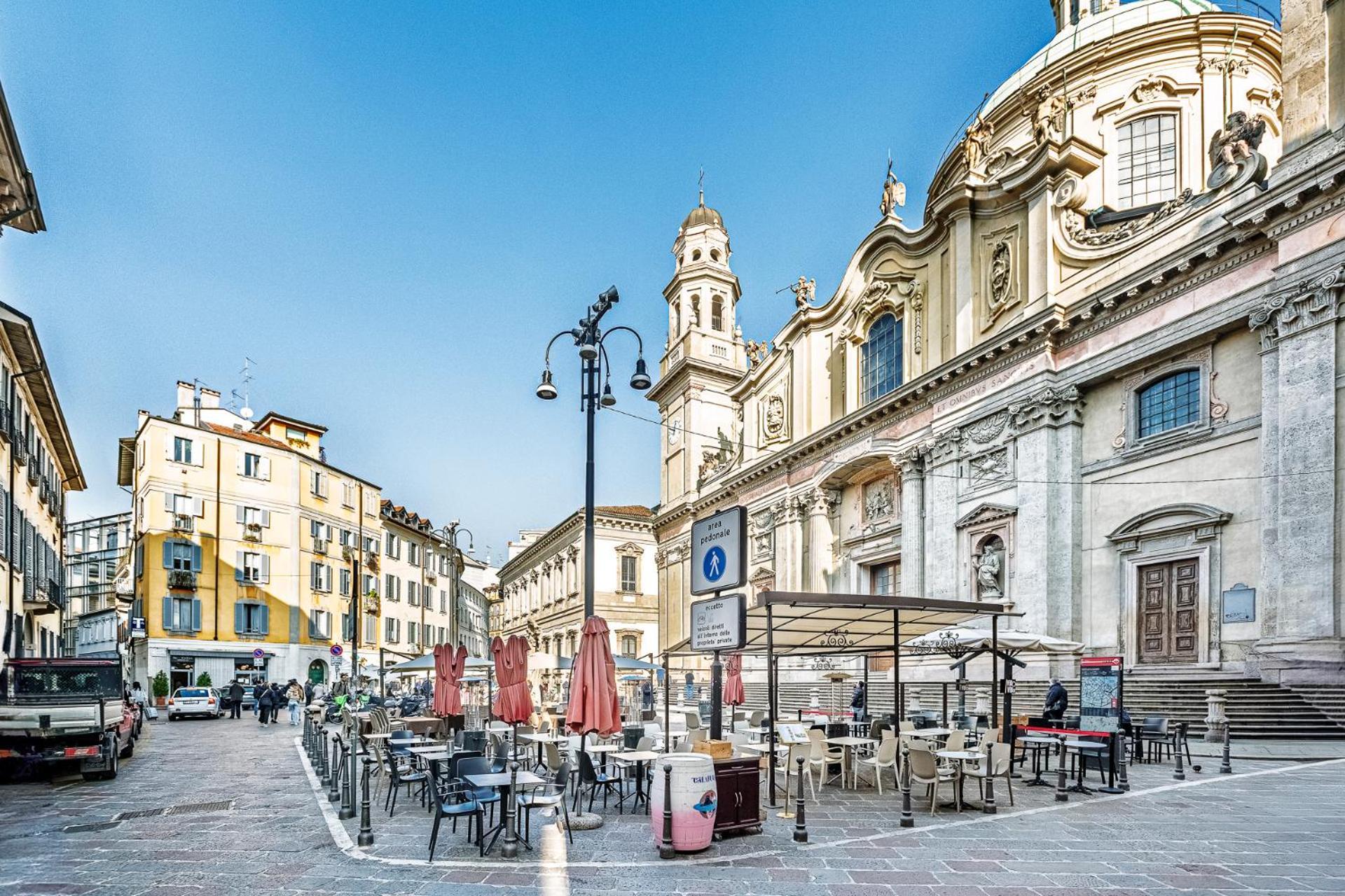 Elegant 2 Bedrooms Apartments Near Duomo Milano Exteriör bild