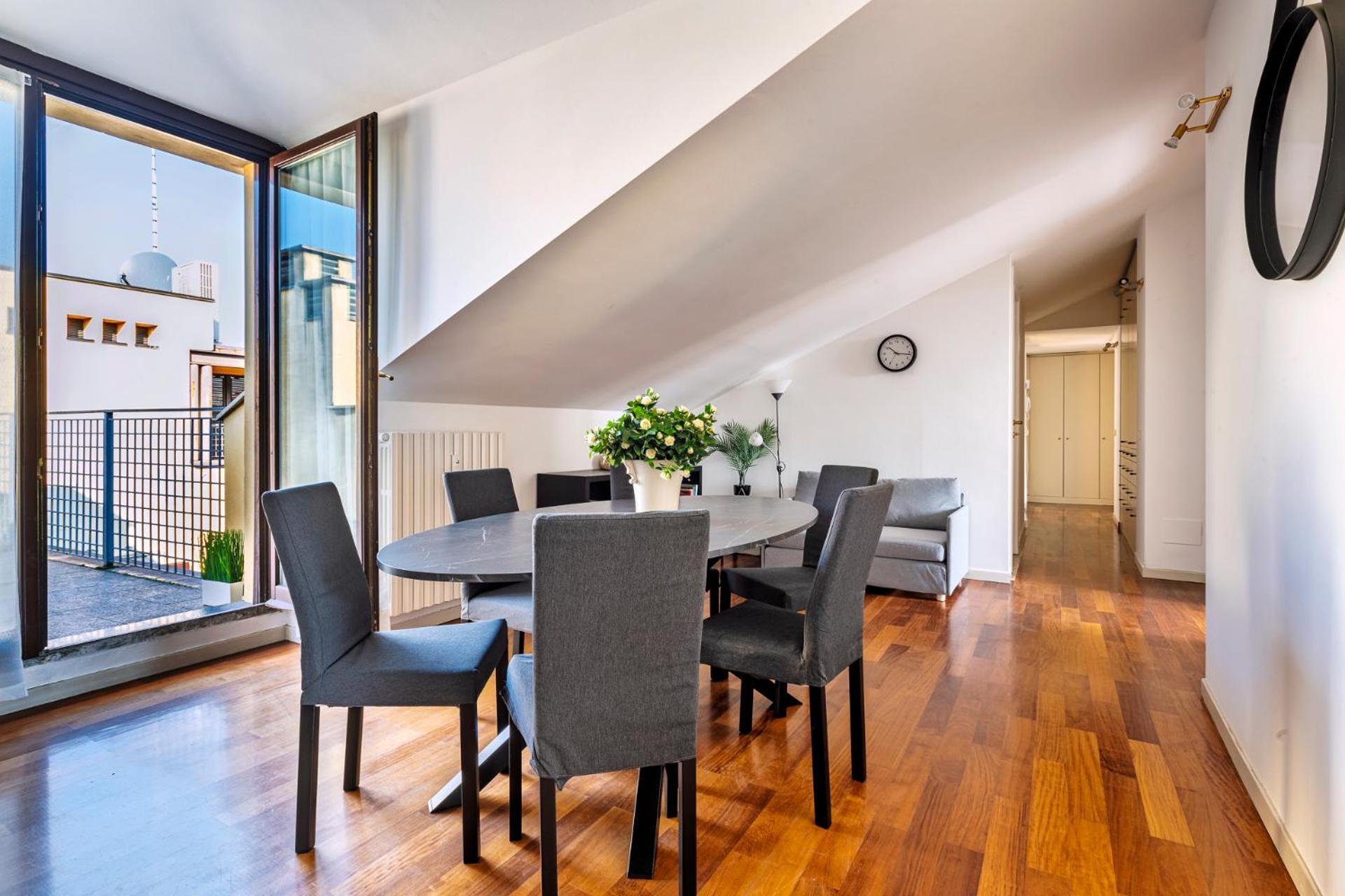 Elegant 2 Bedrooms Apartments Near Duomo Milano Exteriör bild