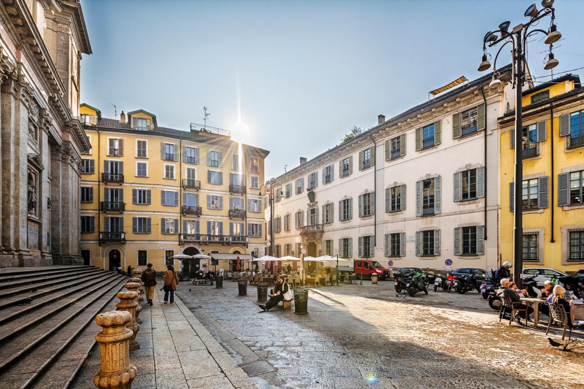 Elegant 2 Bedrooms Apartments Near Duomo Milano Exteriör bild