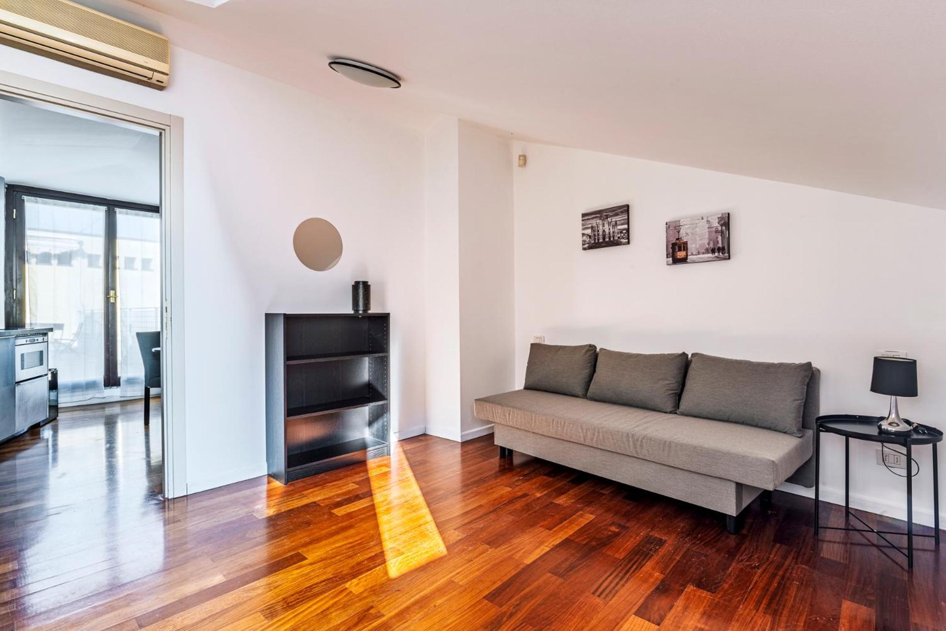 Elegant 2 Bedrooms Apartments Near Duomo Milano Exteriör bild