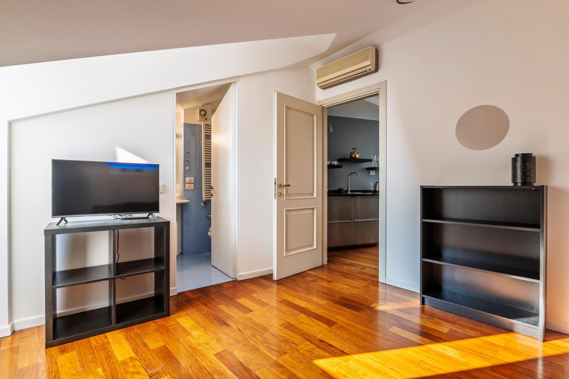 Elegant 2 Bedrooms Apartments Near Duomo Milano Exteriör bild