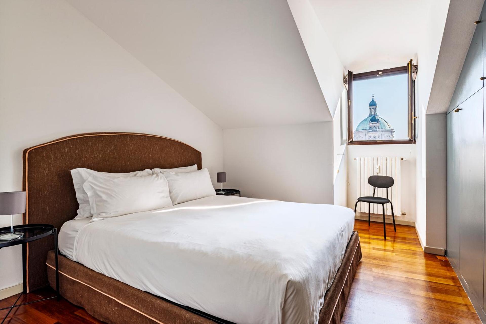 Elegant 2 Bedrooms Apartments Near Duomo Milano Exteriör bild